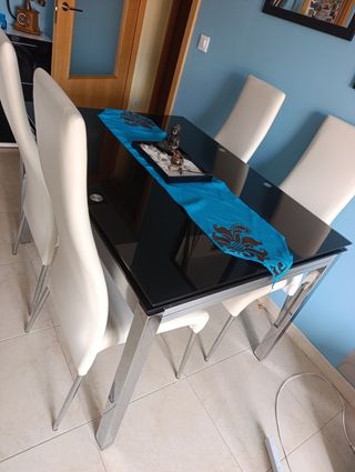 Mesa comedor cristal + 4 sillas
