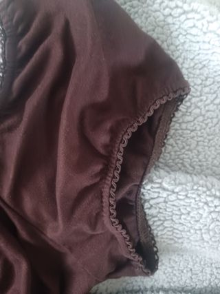 Top Marrone con Pizzo