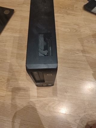 COMPAC Ordenador sobremesa