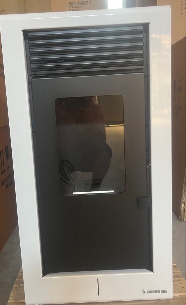 Stufa Pellet Karmek One Bilbao S1 Plus