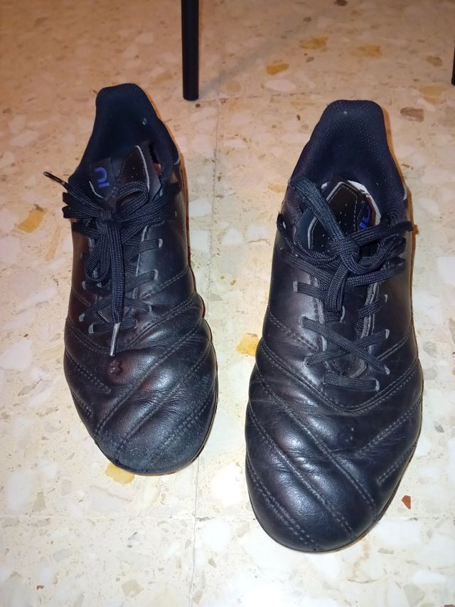 Zapatillas fútbol niño - negras