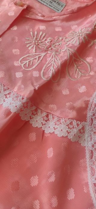 Juego de bata y camisón de color Rosa/Coral. T:46