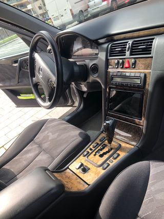 Mercedes-Benz Clase E 320 cdi