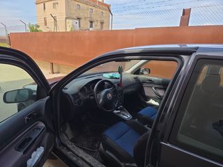Volkswagen Golf 2003