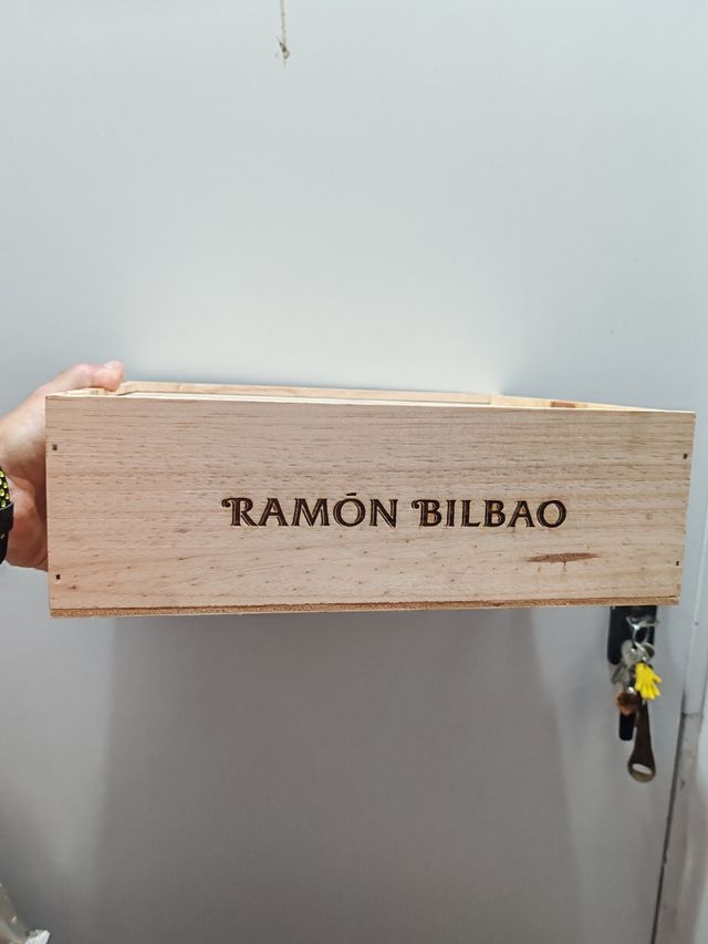 Caja madera Ramón Bilbao