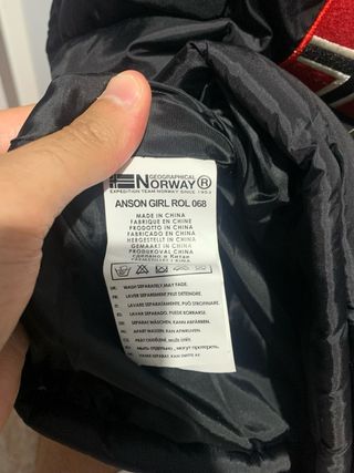Abrigo Geograpical Norway Negro Talla 14 añosNUEVO