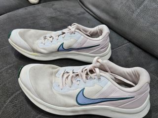 Zapatillas Nike running blancas-verdes