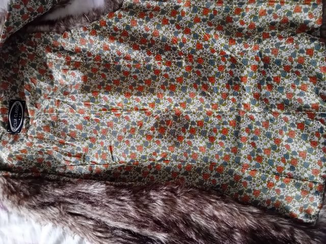 Chaleco marrón de pelo sintético