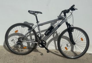 Bicicleta trail montaña 