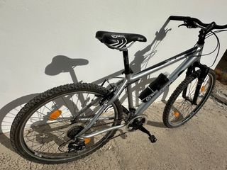 Bicicleta trail montaña 