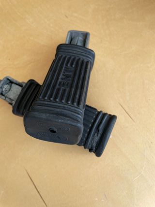 JUEGO REPOSAPIES DENFELD BMW R60 R75 R80 R90 R100