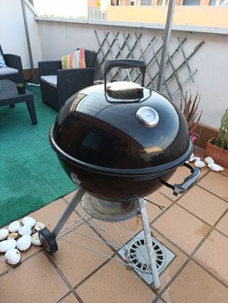 Barbacoa Landmann negra