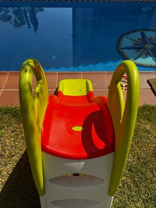 Tobogán Smoby infantil como nuevo.