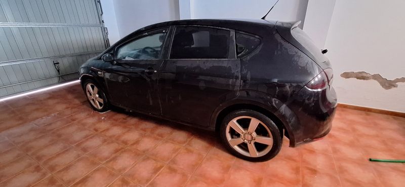 SEAT Leon 2007 . Solo hasta final de año - foto 1