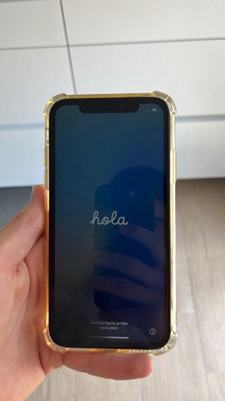 iPhone XR Amarillo
