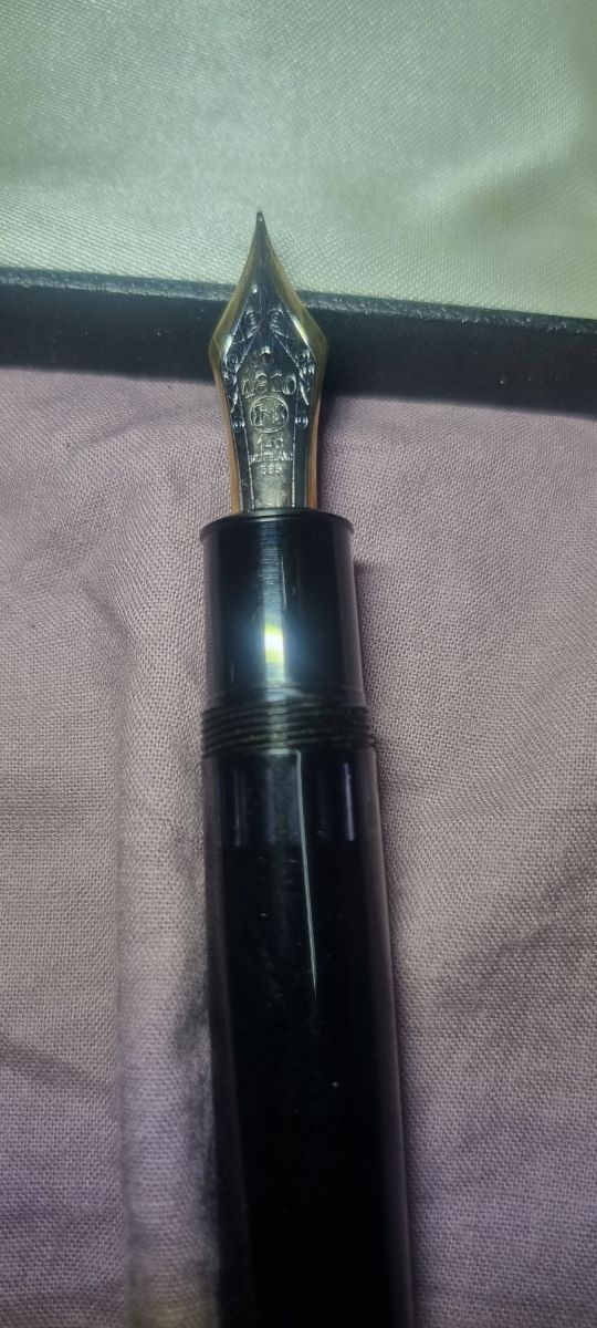 Montblanc Meisterstück 149 dorado Pluma estilográf