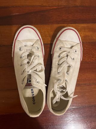 Talla 34 - Converse blancas cortas 