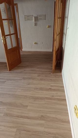 Suelo laminado imitación madera