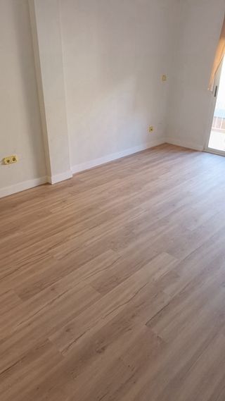 Suelo laminado imitación madera