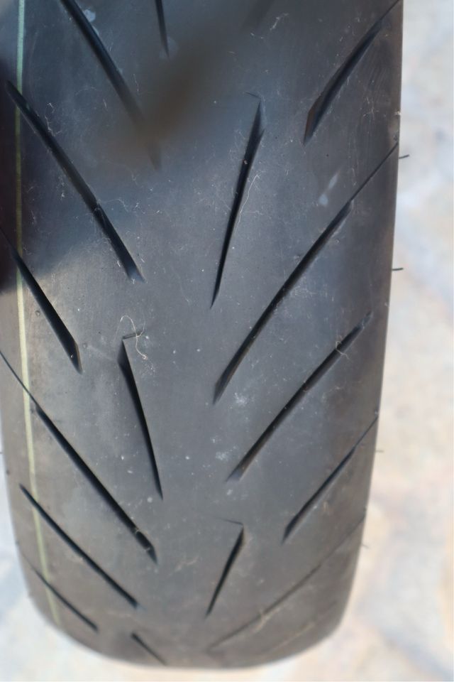 Rueda moto 125cc CST 130/70 R17 