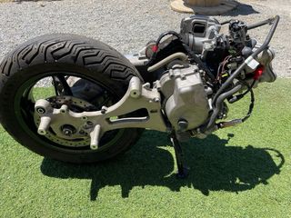 Motor Piaggio Beverly 350