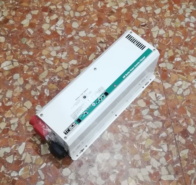 Inversor/Cargador Trace engineering DR1512E Nuevo.