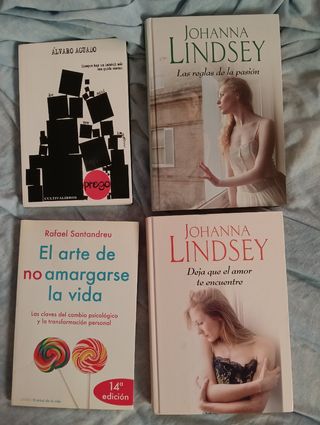 Varios libros odiosos.