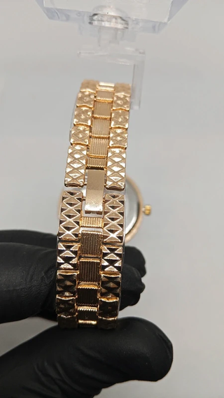Reloj FENDI dorado mujer