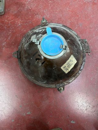 Faro antiguo Seat 600/124/850 y Land Rover Santana