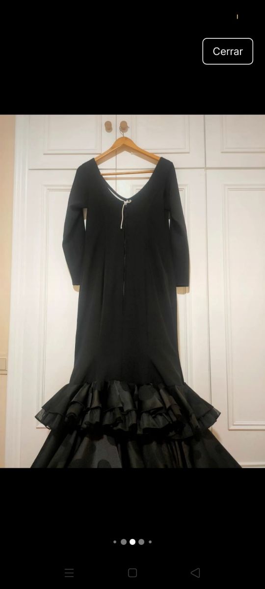 TRAJE DE FLAMENCA CON ENCANTO NEGRO DE CLAVEL T/42