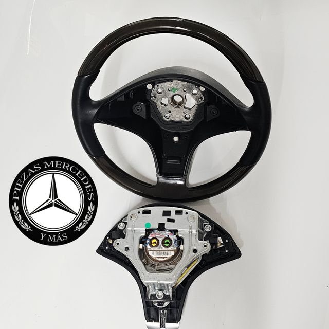 Volante Mercedes madera y piel negro