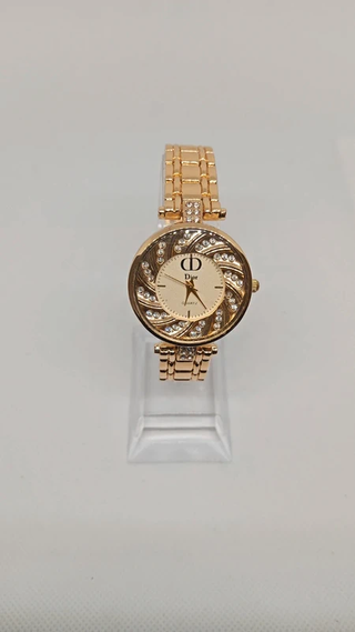 Reloj elegante de mujer + set de joyas
