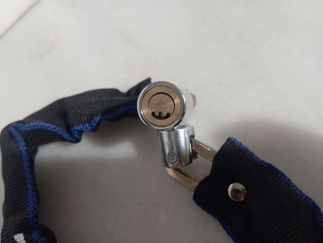 Lucchetto a catena per bicicletta, monopattino.