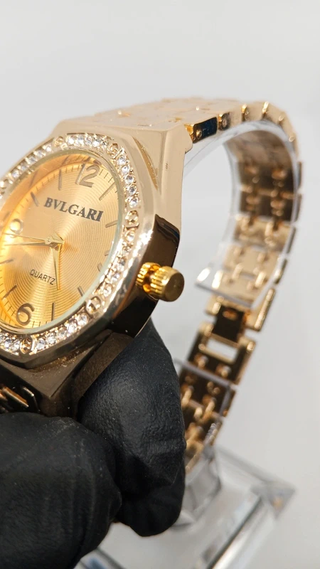 Reloj elegante de mujer + set de joyas