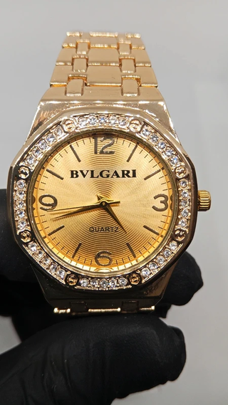 Reloj elegante de mujer + set de joyas