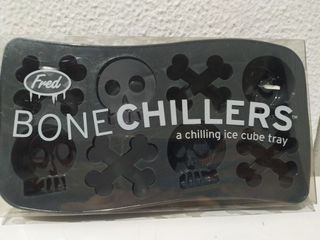 Bandeja molde cubitos de hielo Calaveras Fred