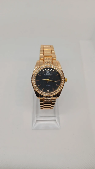 Reloj elegante de mujer + set de joyas