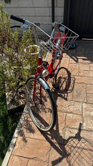 Bicicleta BH clásica roja como nueva