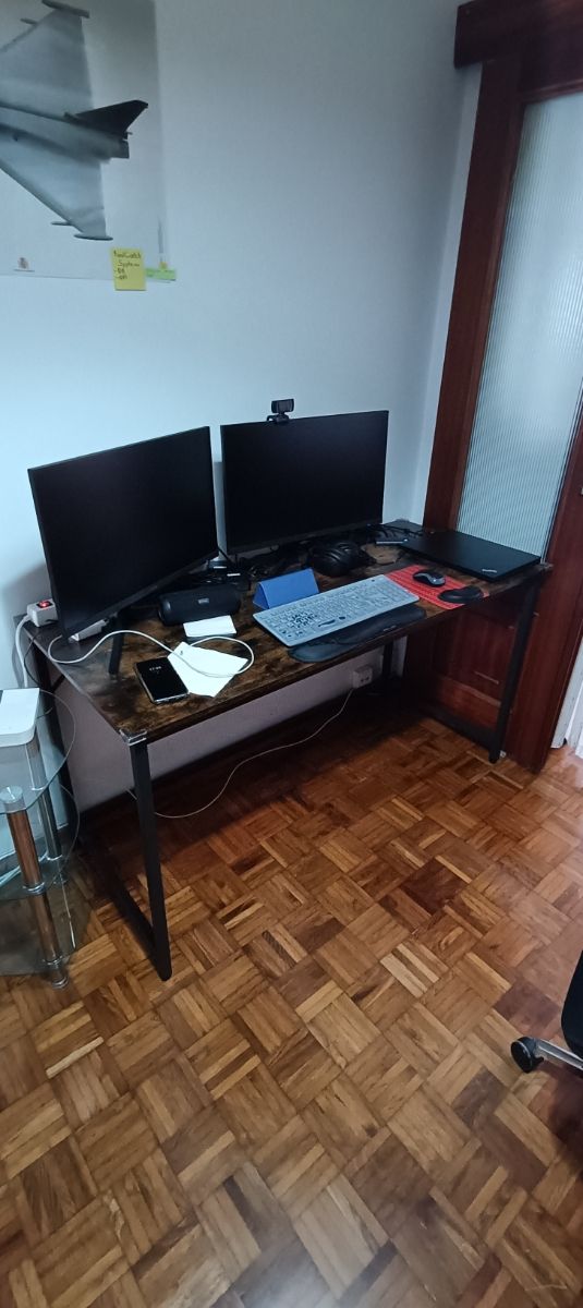 Escritorio industrial VASAGLE - 135x60cm