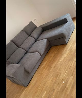 Sofá chaise longue gris