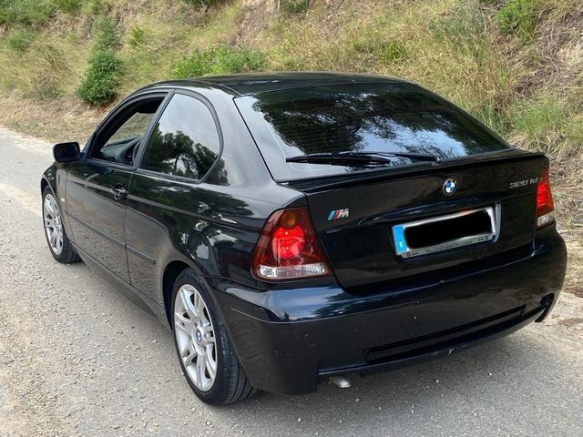 BMW 320td compac Pack M