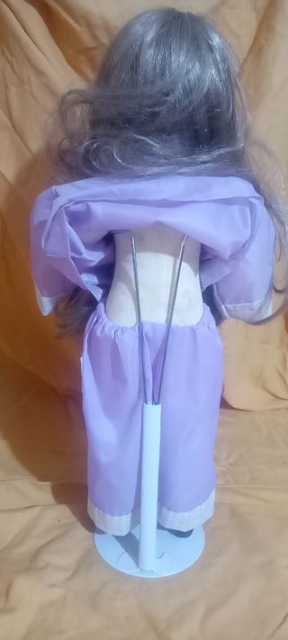 Muñeca porcelana - Vestido lila