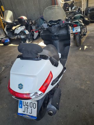 Piaggio X Evo 125: sólo despiece 