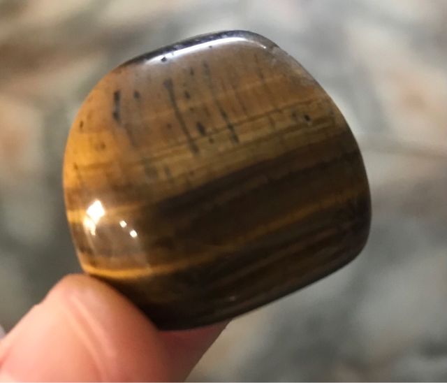 Piedra Ojo de Tigre Pulida