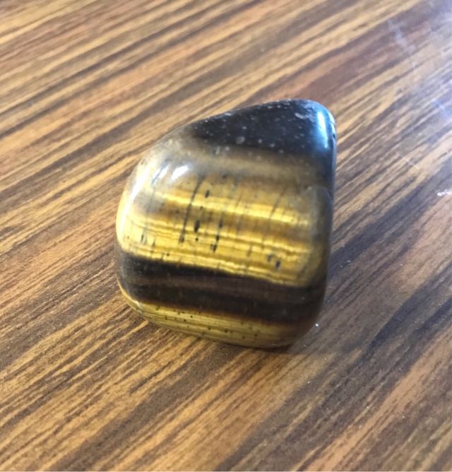 Piedra Ojo de Tigre Pulida