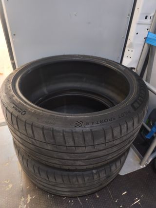 Michelin Pilot Sport 245/40 ZR 20