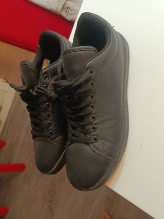 Bambas negras - zapatillas deportivas