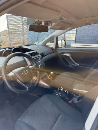 Toyota Verso 2009