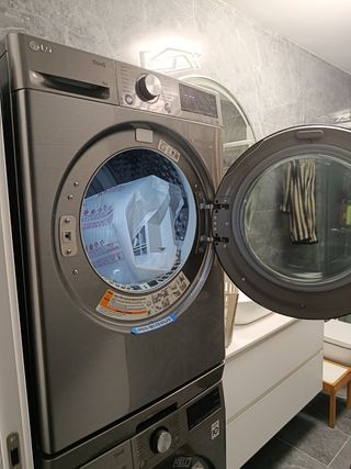 Secadora LG 9kg ThinQ - Sin estrenar! Negociable