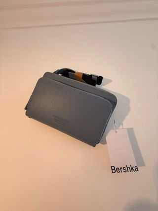 Bolso Bershka azul